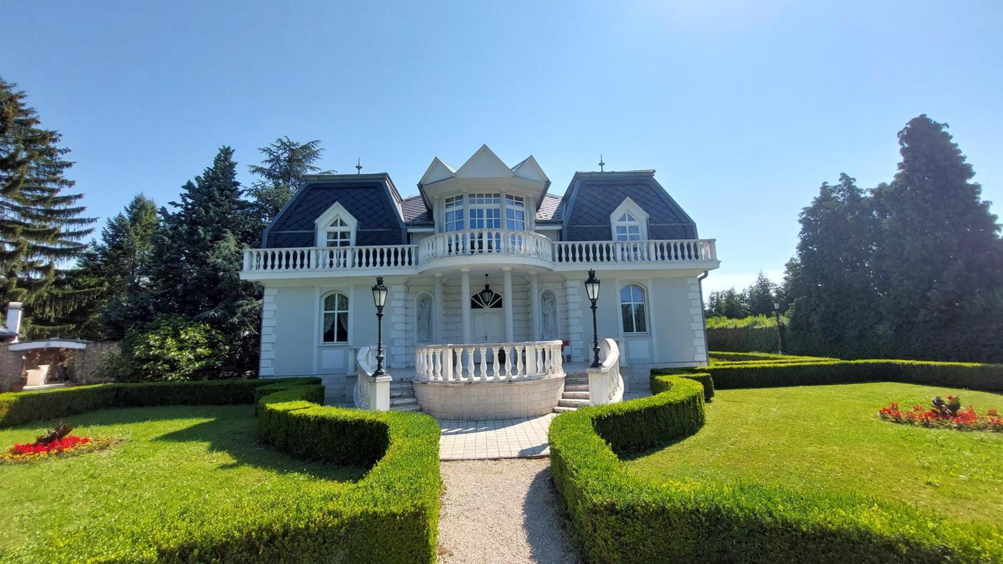 Castle Garden *** Apartman Szombathely Kültér fotó